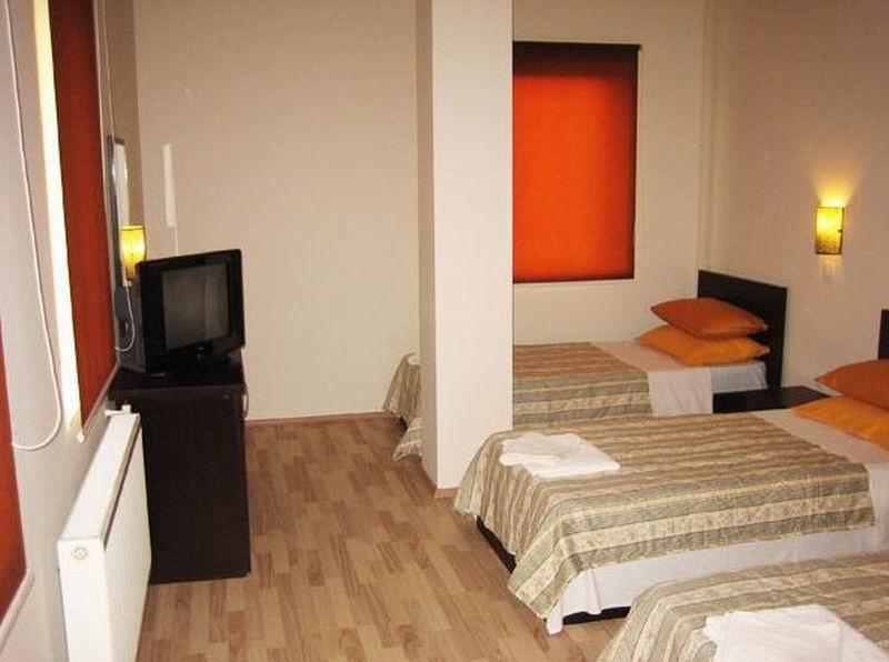 Hotel Aldi Cagllavice Ngoại thất bức ảnh
