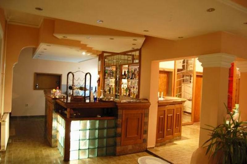 Hotel Aldi Cagllavice Nhà hàng bức ảnh