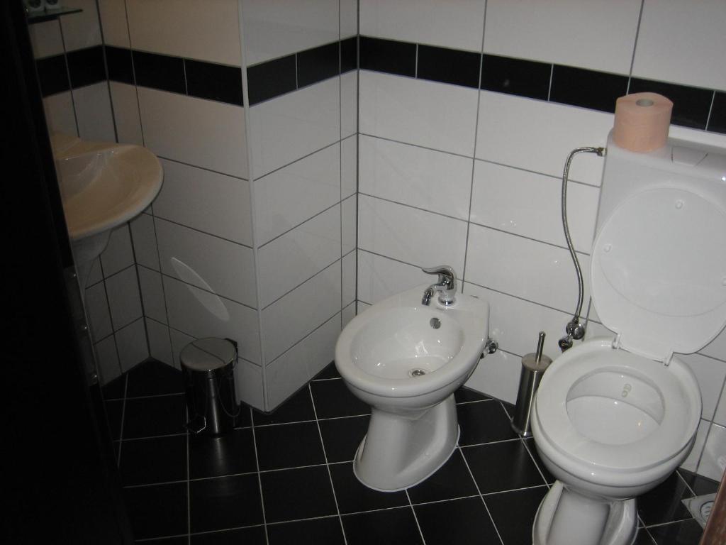 Hotel Aldi Cagllavice Phòng bức ảnh