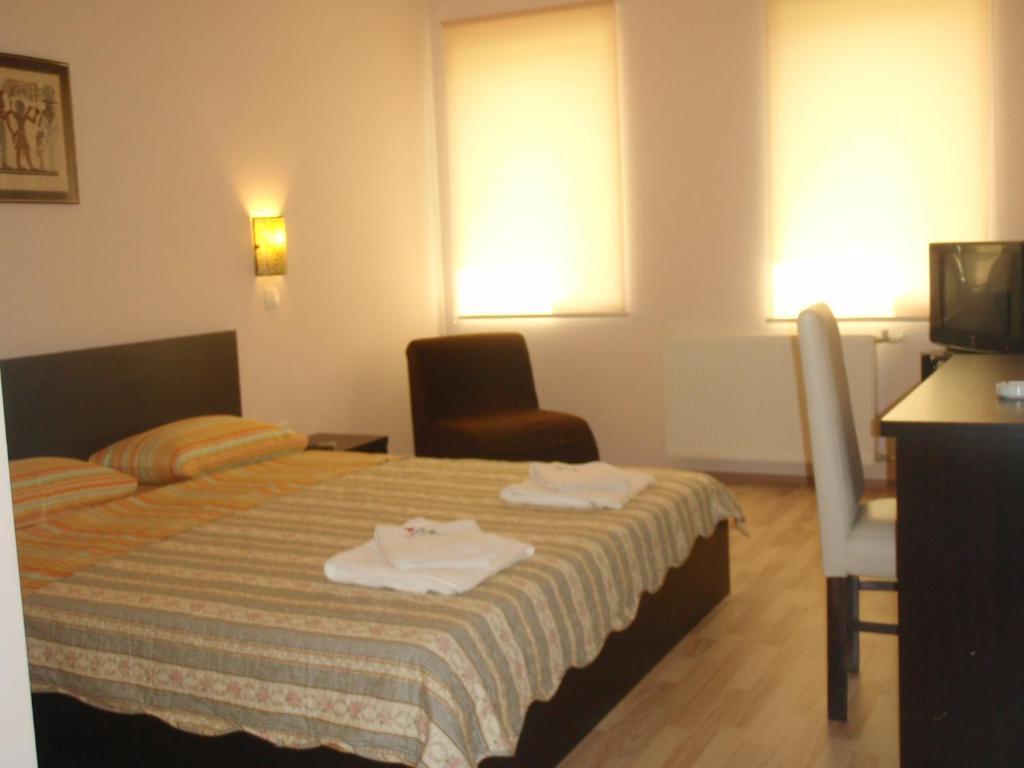 Hotel Aldi Cagllavice Phòng bức ảnh